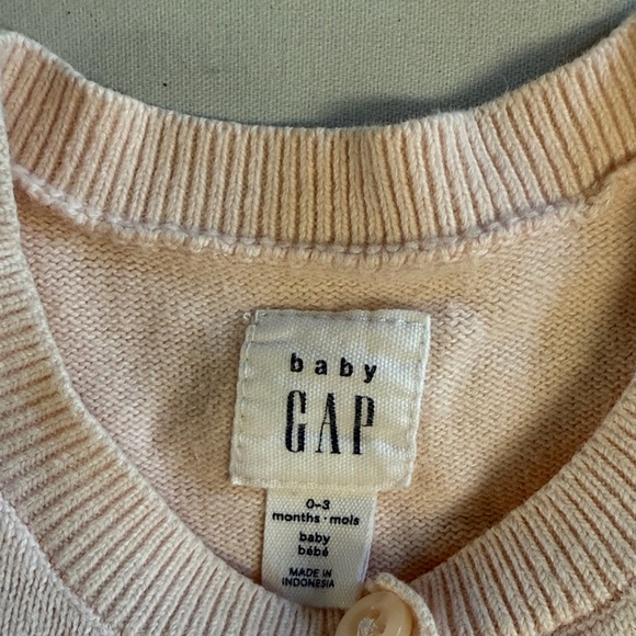 GAP Soft Pink Baby Cardigan - Picture 2 of 4